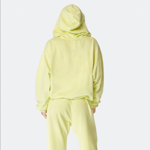 Onepiece authentic Hangover Jumpsuit Lightweight Yellow Burgers & Fries - Picture 3 of 9